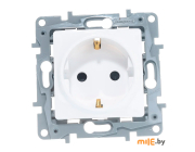 Розетка со шторками Legrand Etika 672222 (белый)