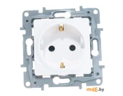 Розетка со шторками Legrand Etika 672222 (белый)