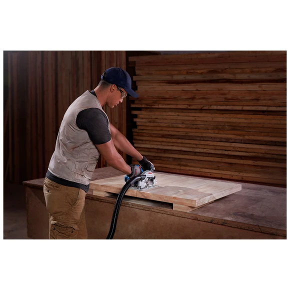 Циркулярная пила Bosch GKS 600 (06016A9020)