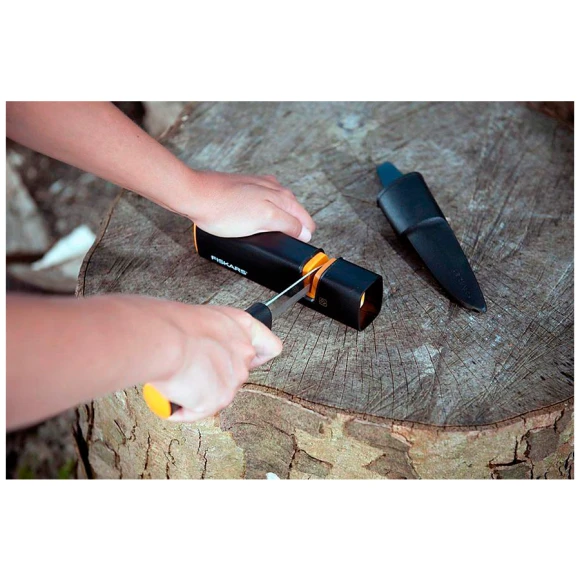 Точилка для топора Fiskars Xsharp (120740)