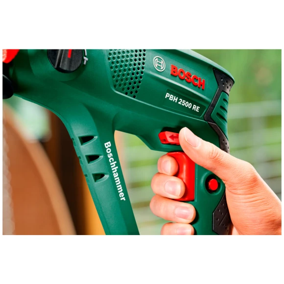 Перфоратор Bosch PBH 2500 RE