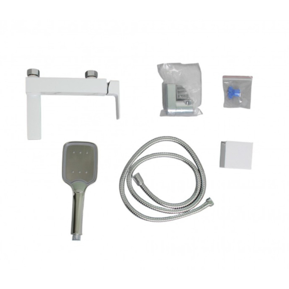 Смеситель для ванны Ledeme L3173W