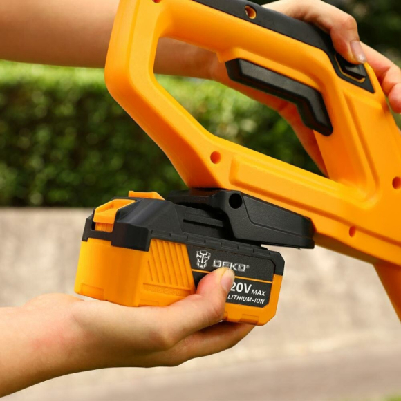 Снегоуборщик аккумуляторный Deko ST211-5 (083-4441)